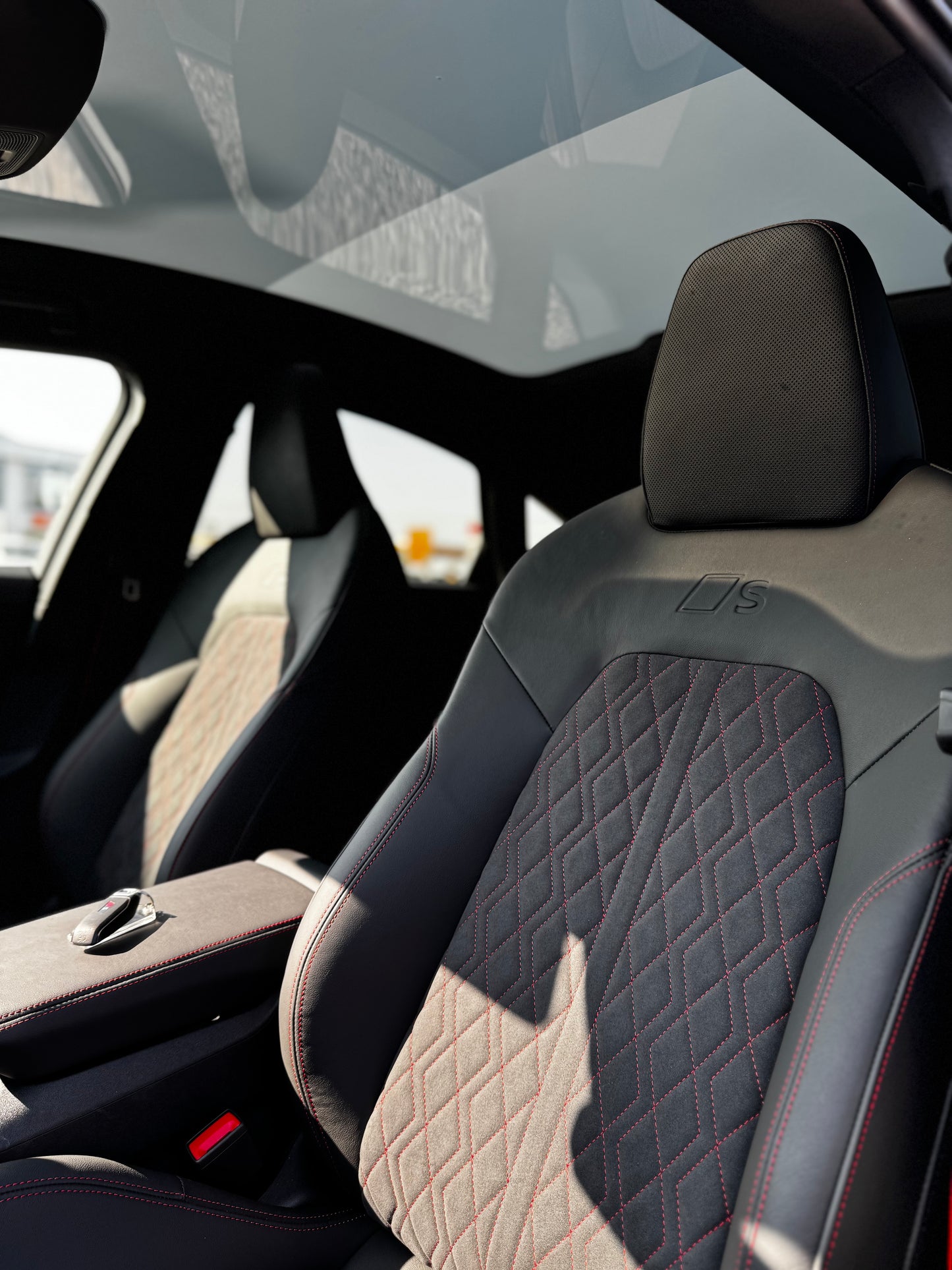 AUDI S5 LIMOUSINE