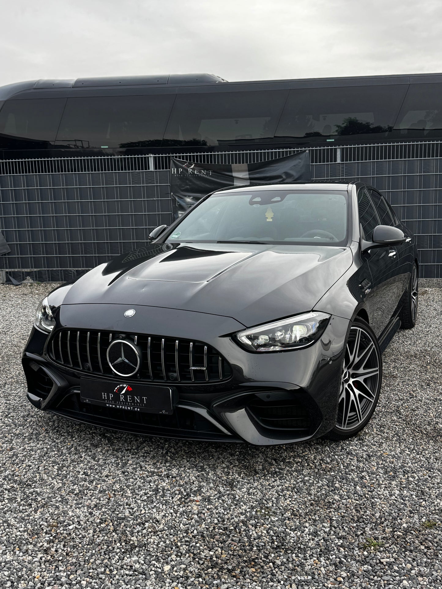 MERCEDES-BENZ C63S AMG