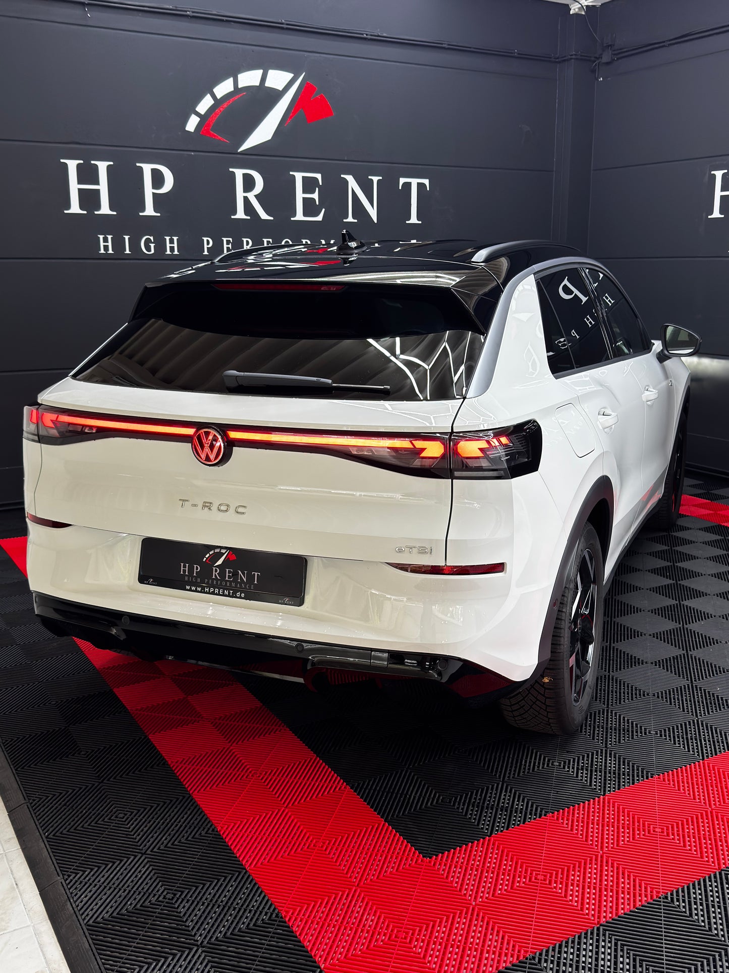 VW T-ROC R-LINE