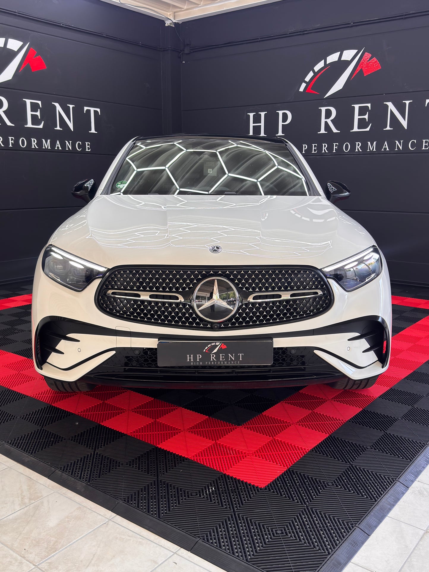 MERCEDES-BENZ GLC COUPE AMG-LINE