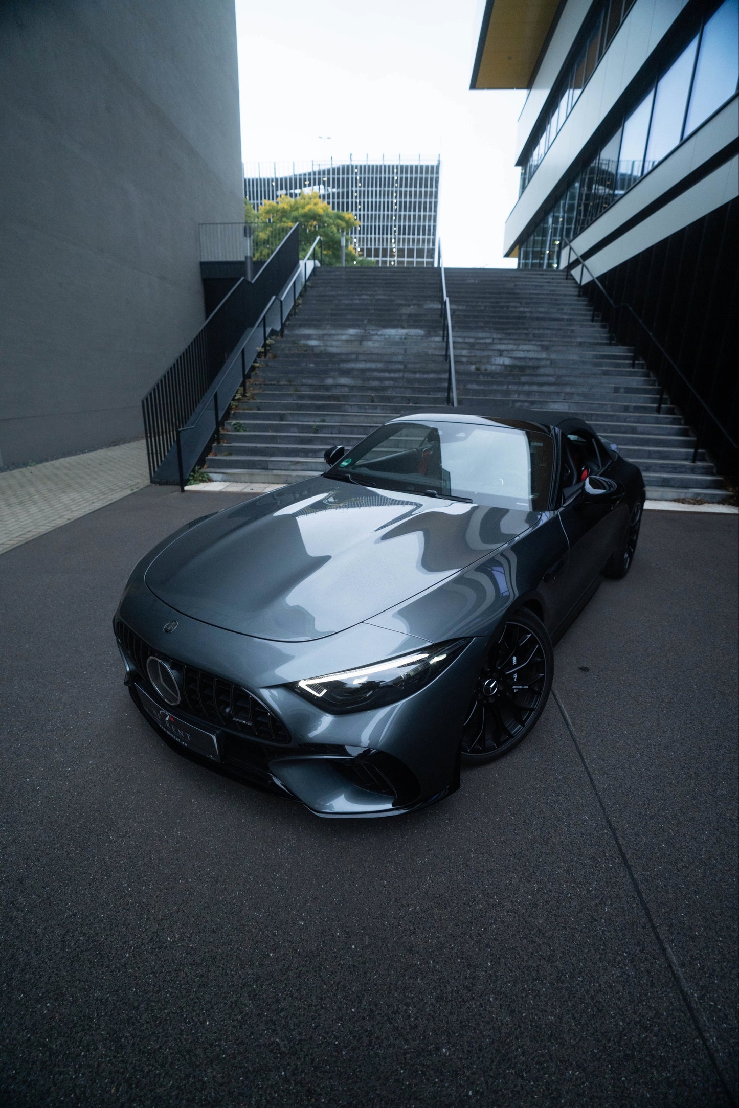 MERCEDES-BENZ SL63 AMG