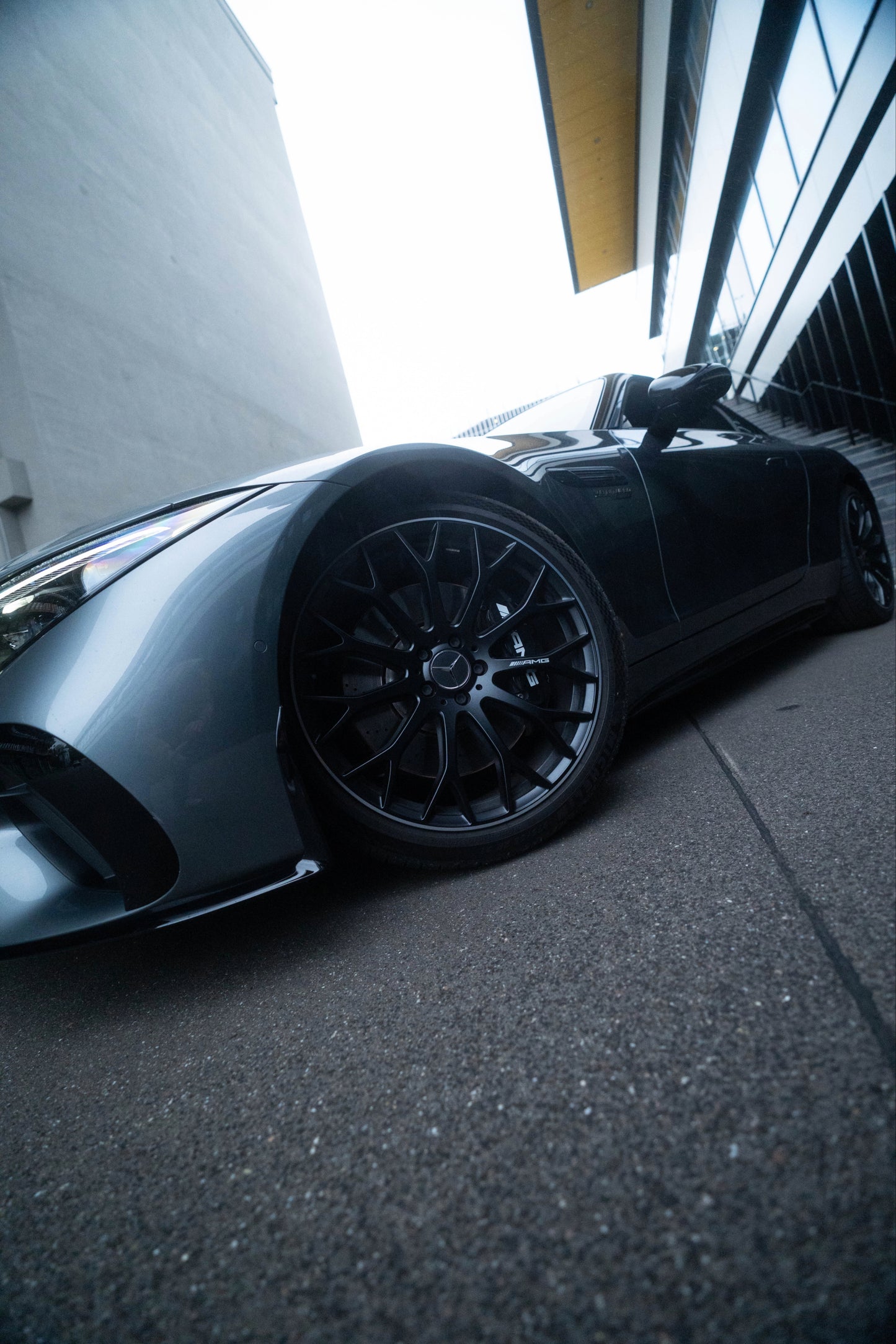 MERCEDES-BENZ SL63 AMG