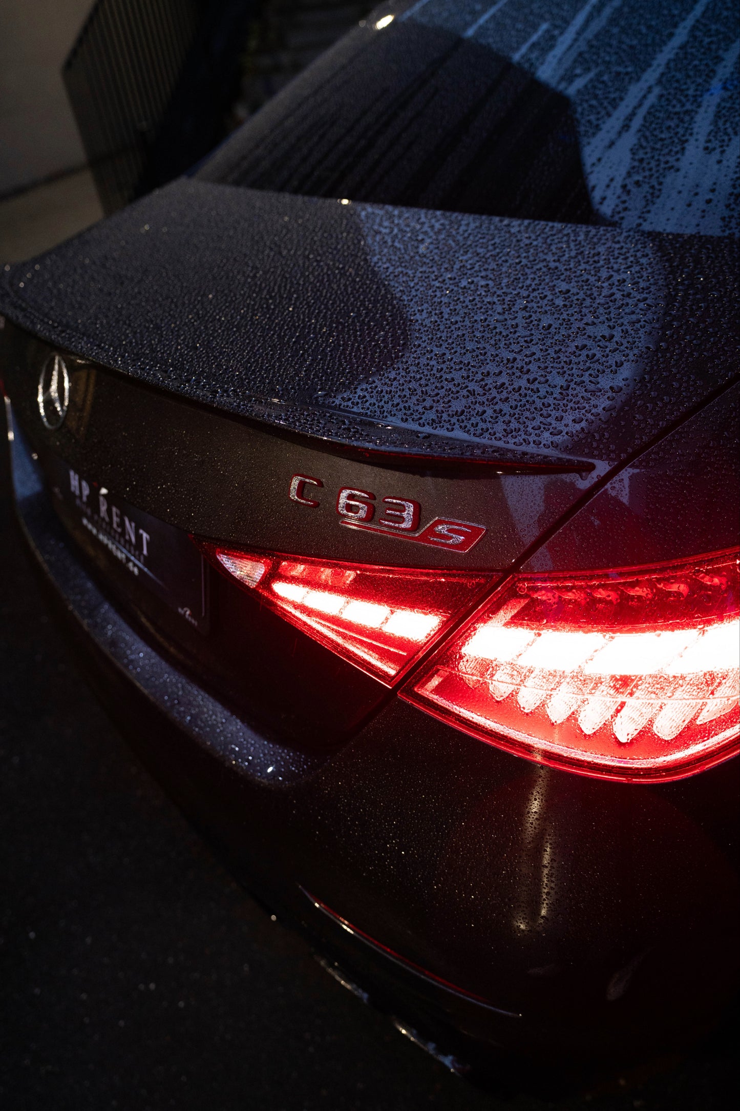 MERCEDES-BENZ C63S AMG