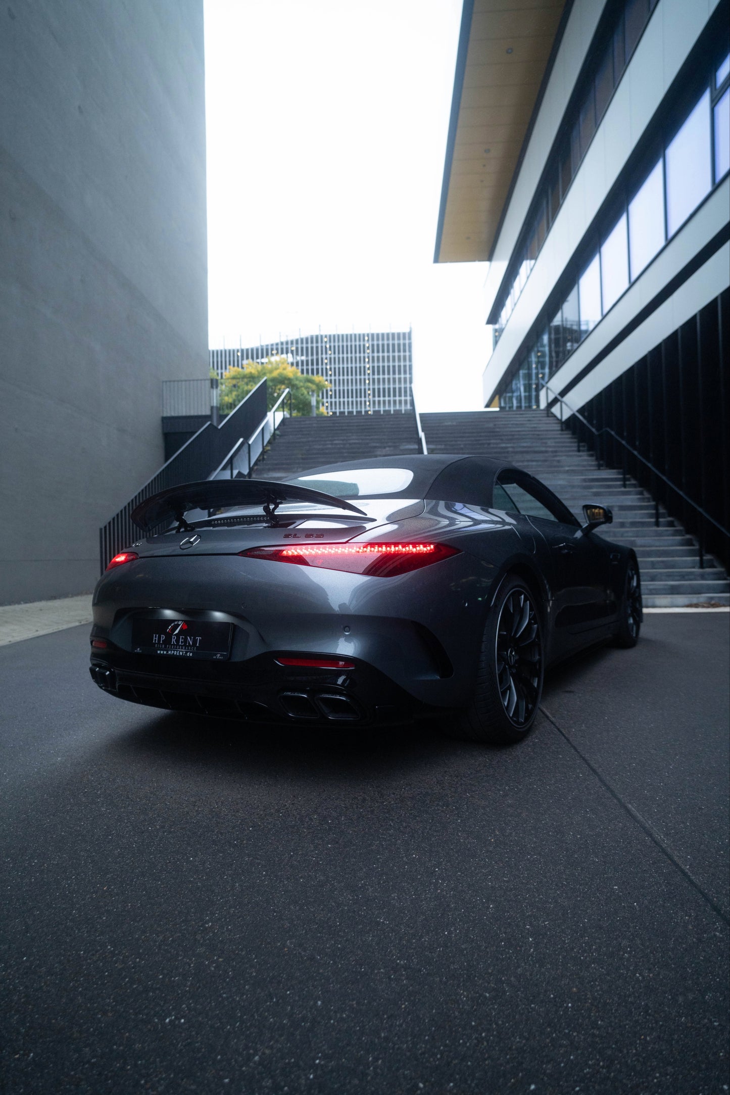 MERCEDES-BENZ SL63 AMG