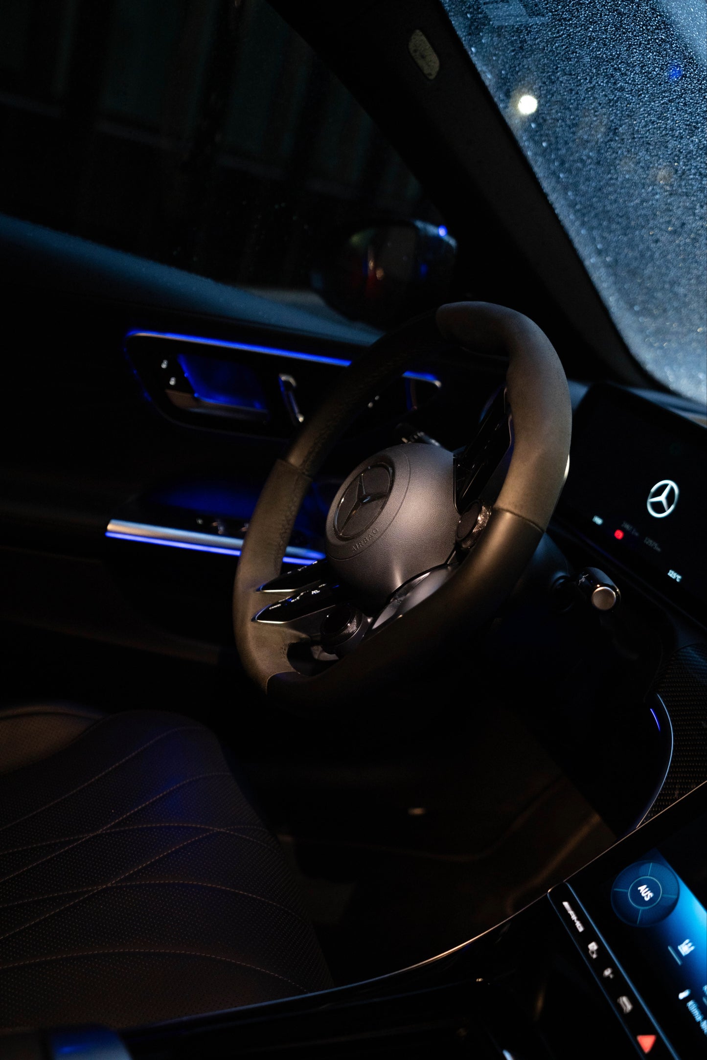 MERCEDES-BENZ C63S AMG