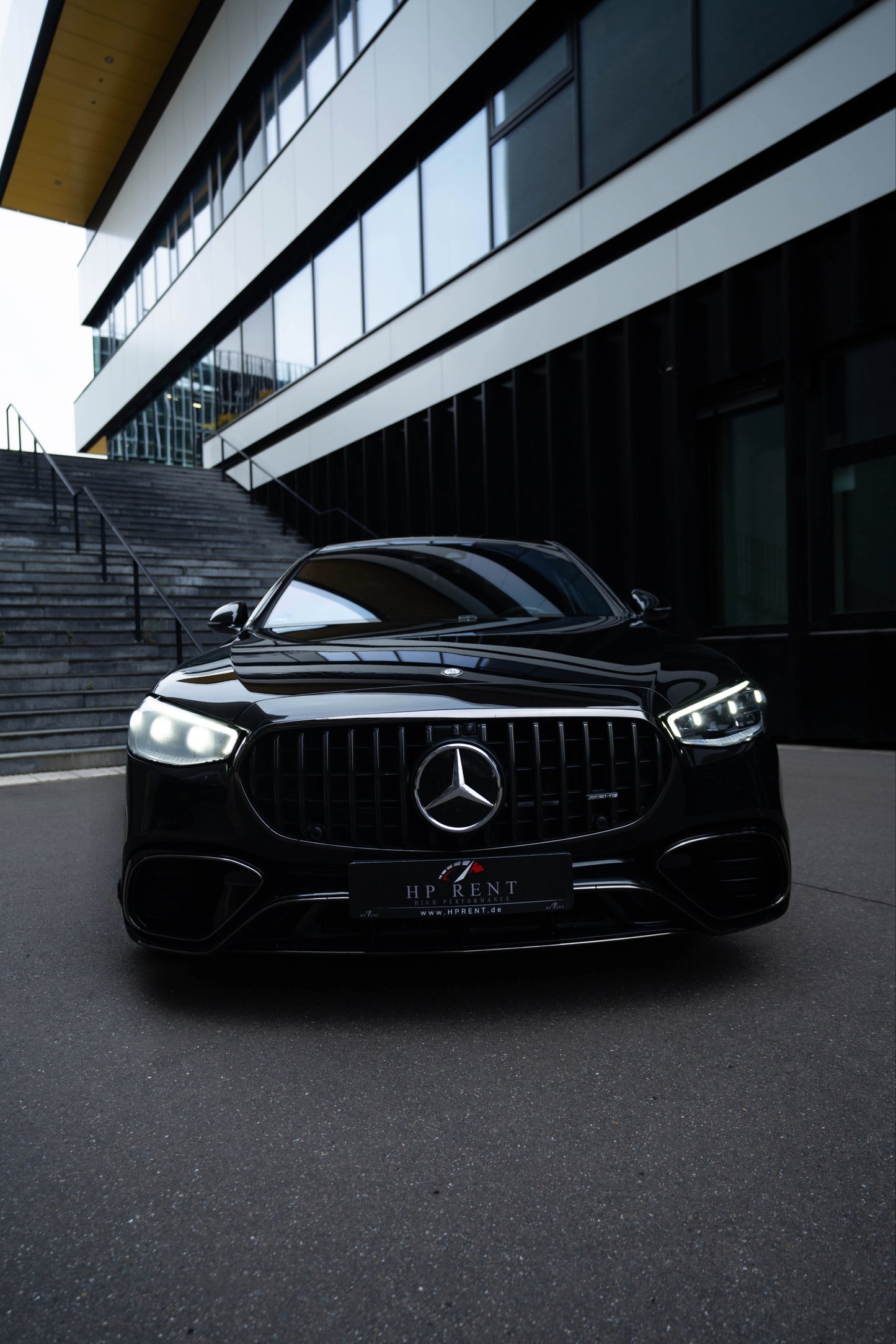 MERCEDES-BENZ S63 AMG