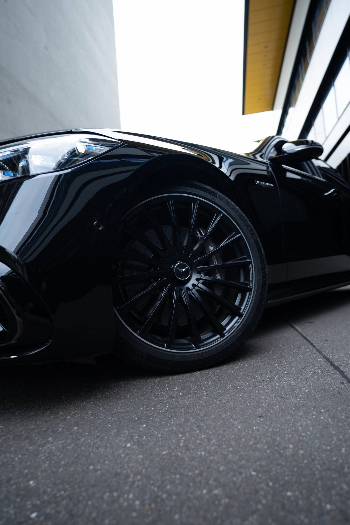 MERCEDES-BENZ S63 AMG