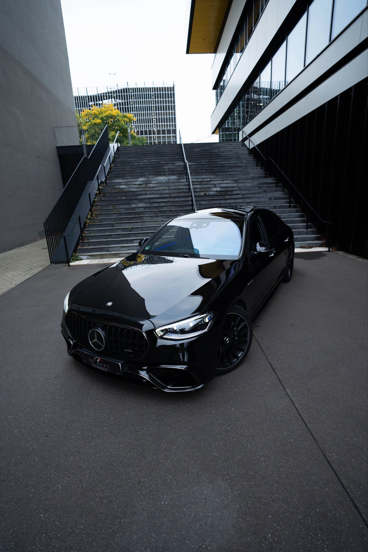 MERCEDES-BENZ S63 AMG