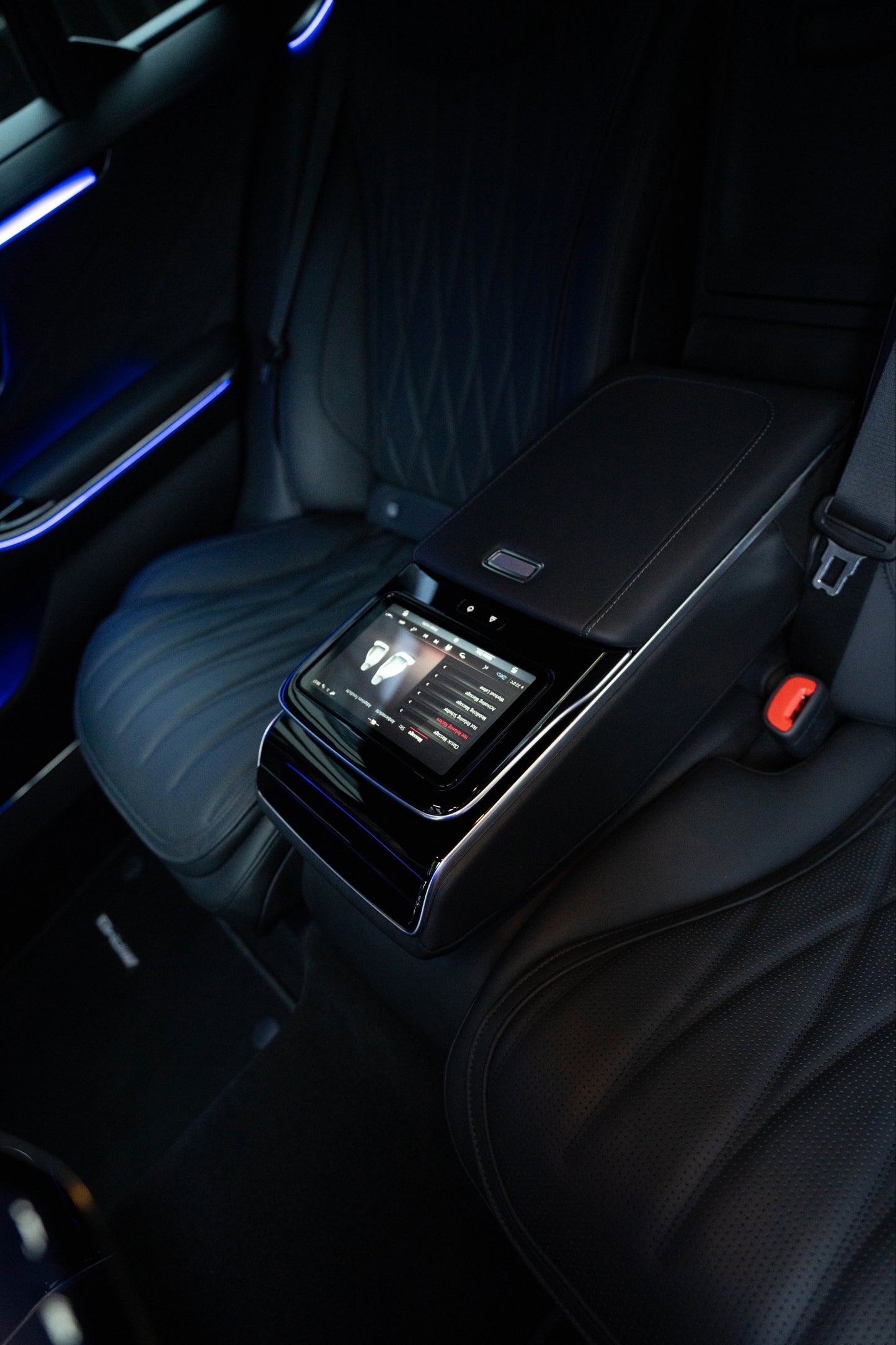 MERCEDES-BENZ S63 AMG