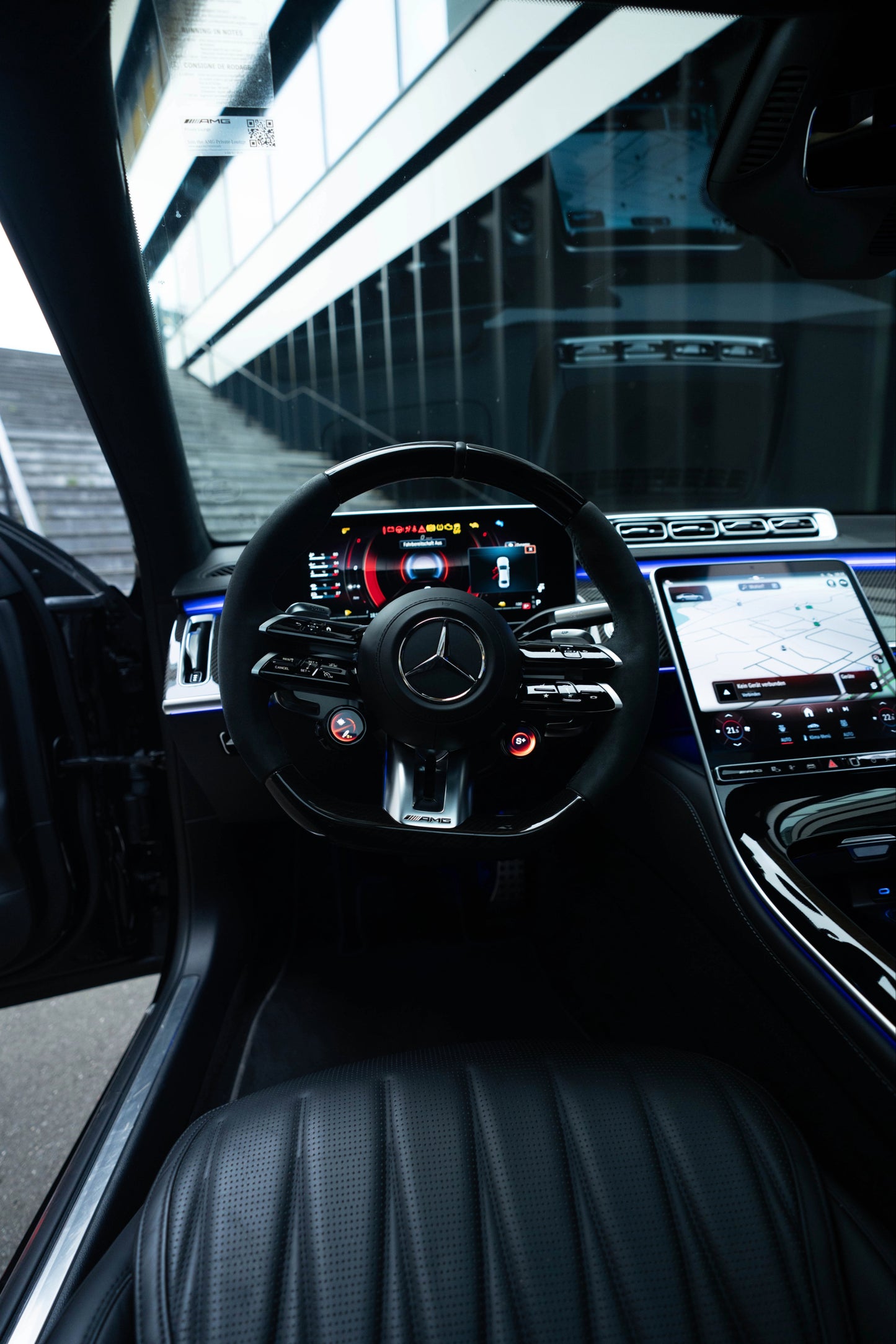 MERCEDES-BENZ S63 AMG