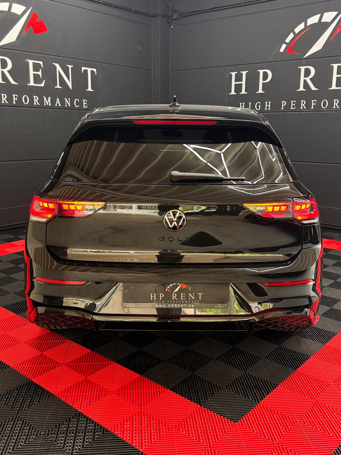 VW GOLF 8.5 R-LINE