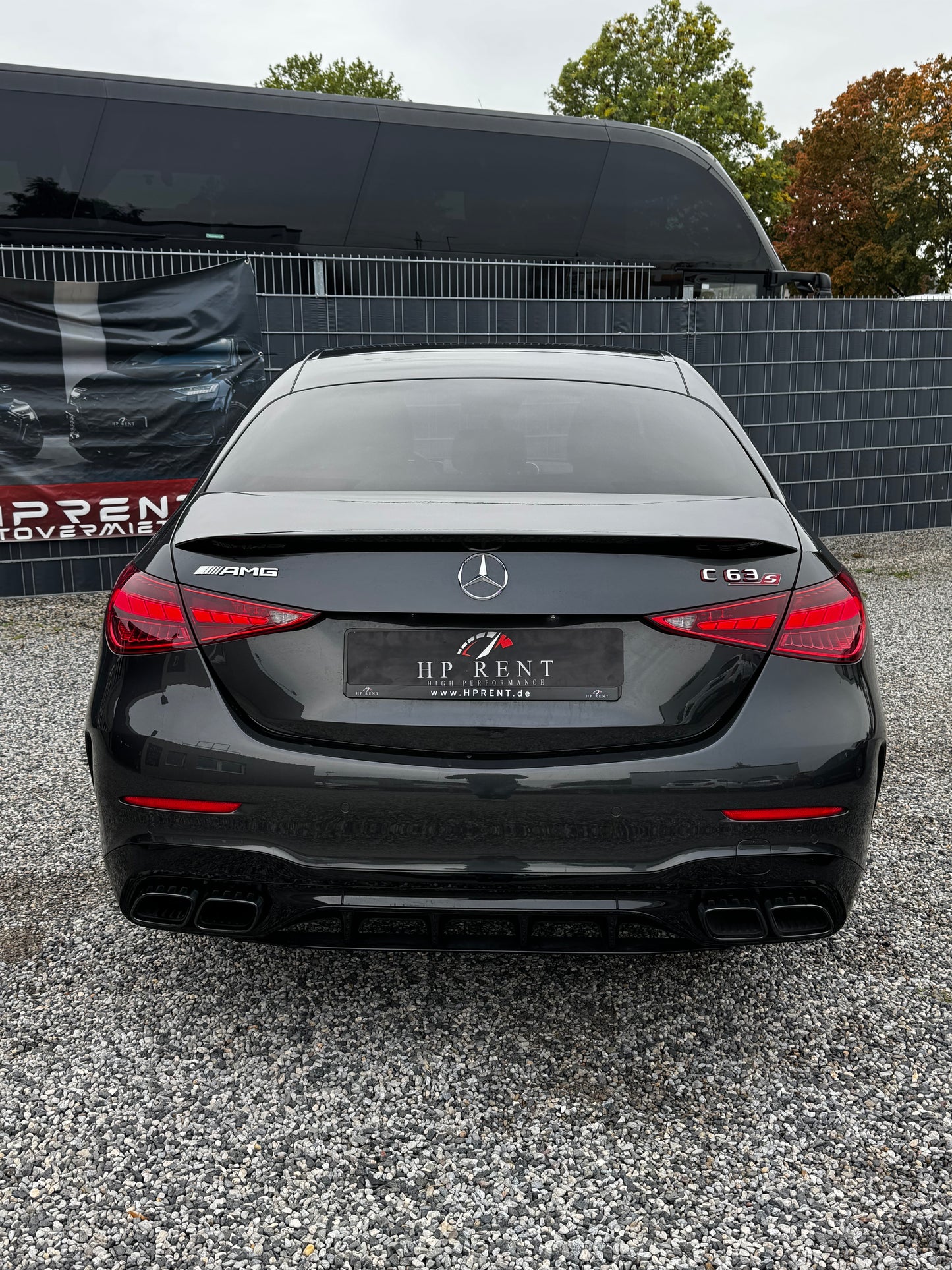 MERCEDES-BENZ C63S AMG