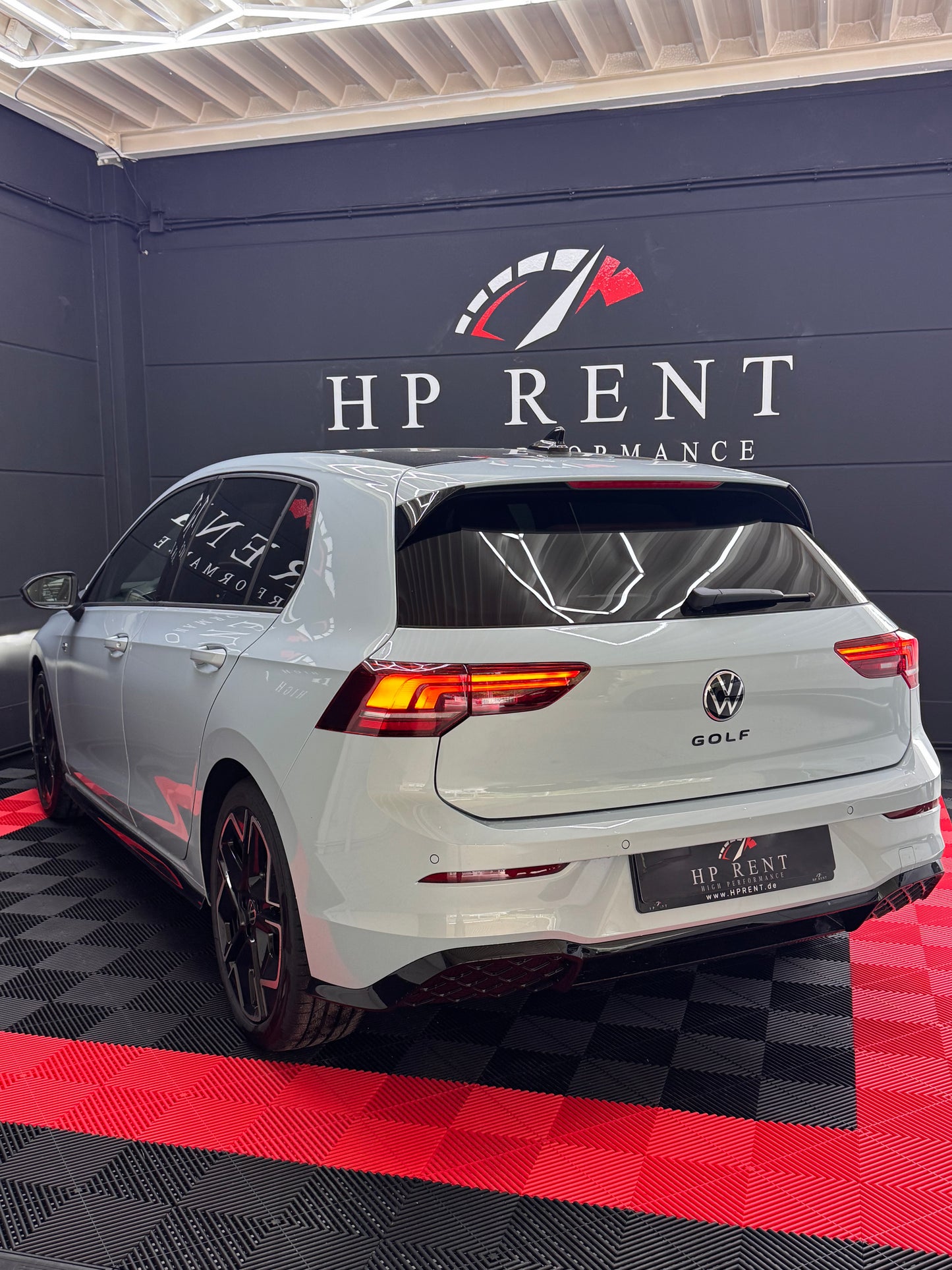 VW GOLF 8.5 R-LINE