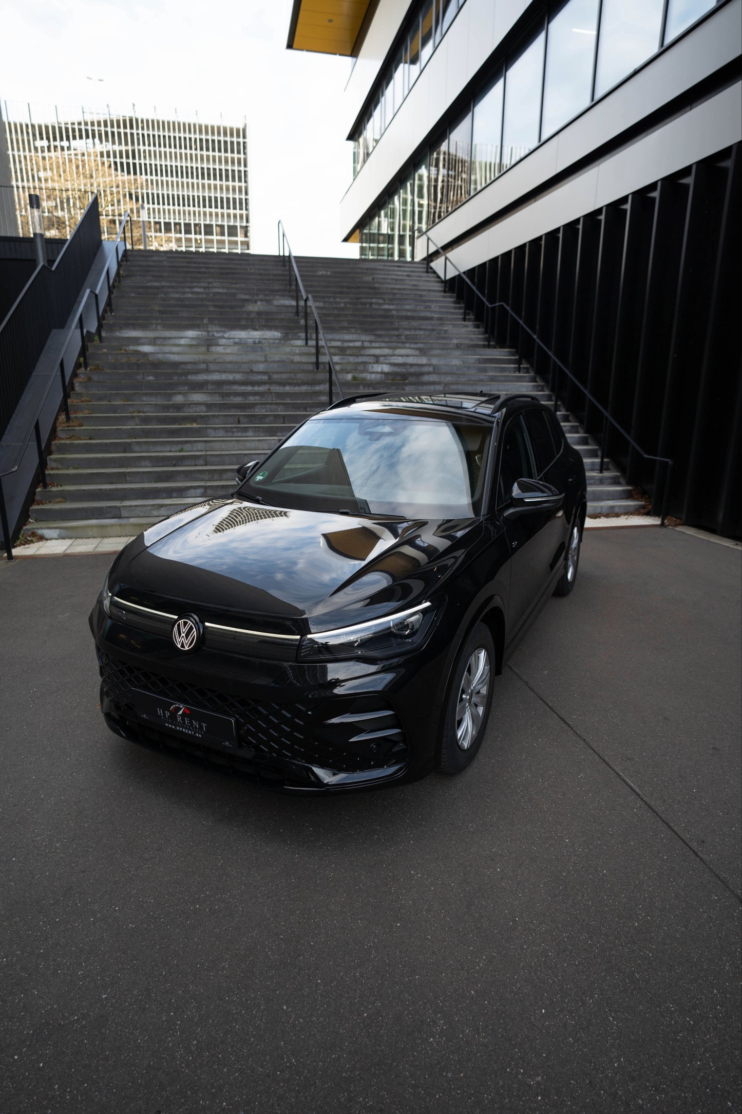 VW TIGUAN R-LINE