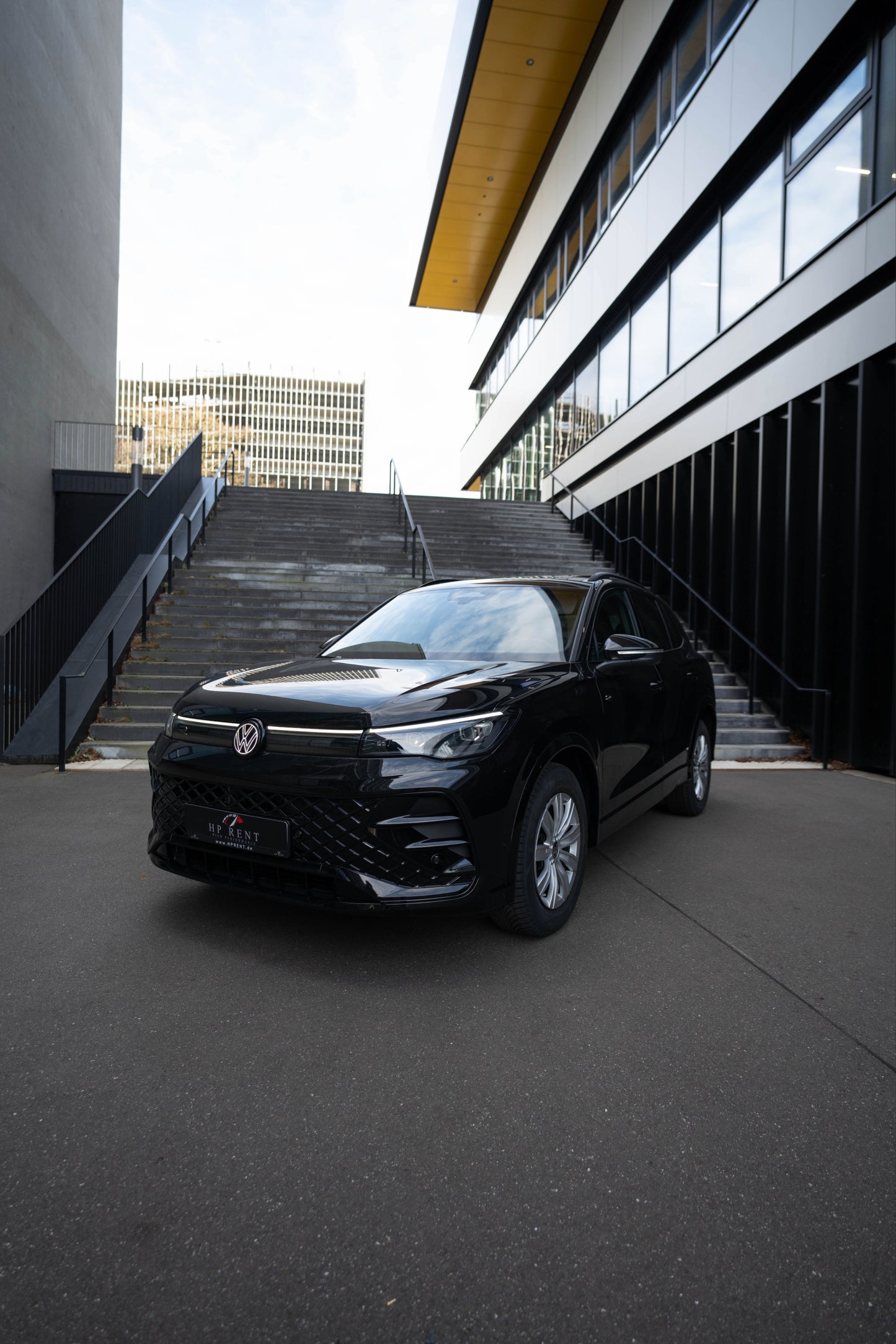 VW TIGUAN R-LINE