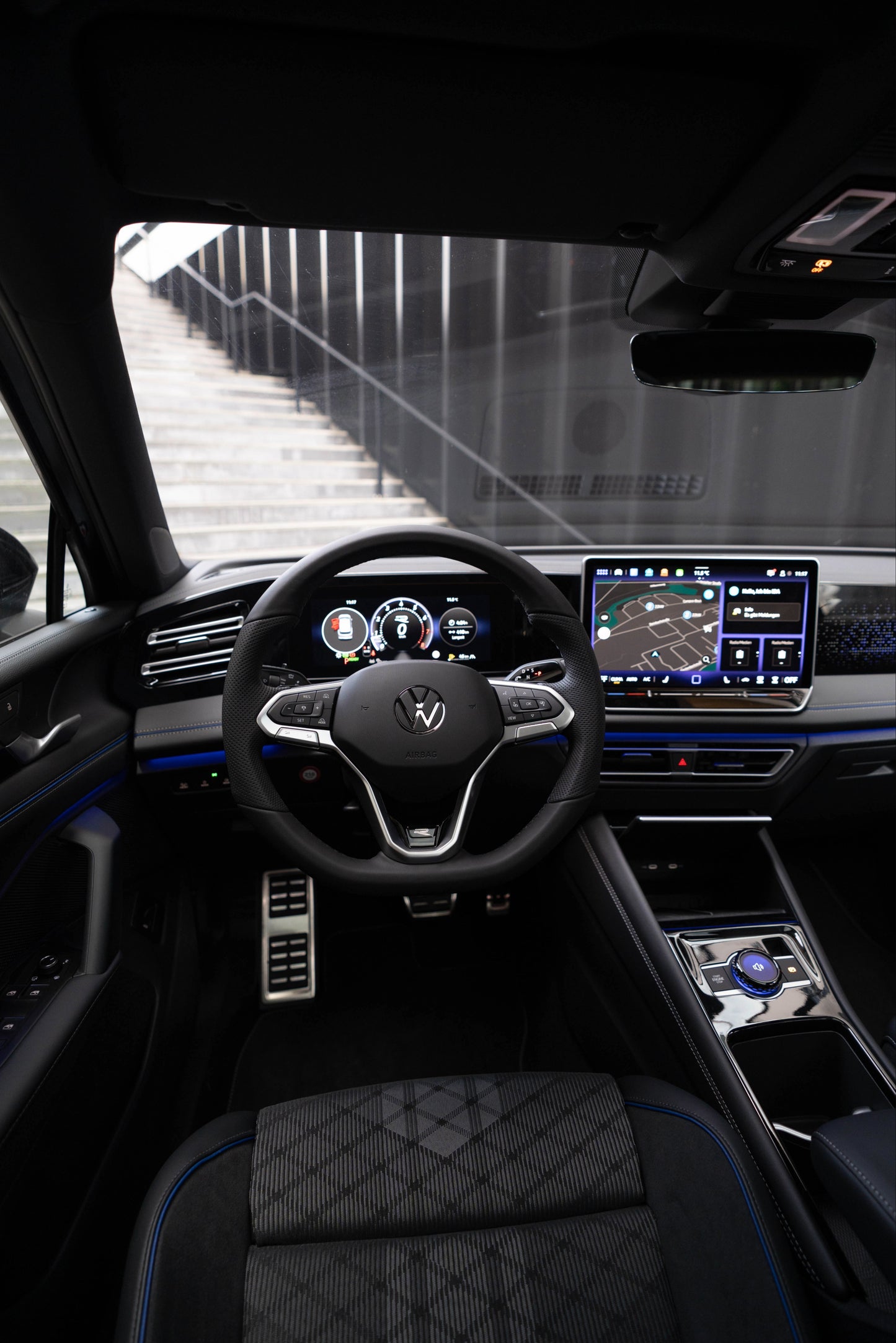 VW TIGUAN R-LINE