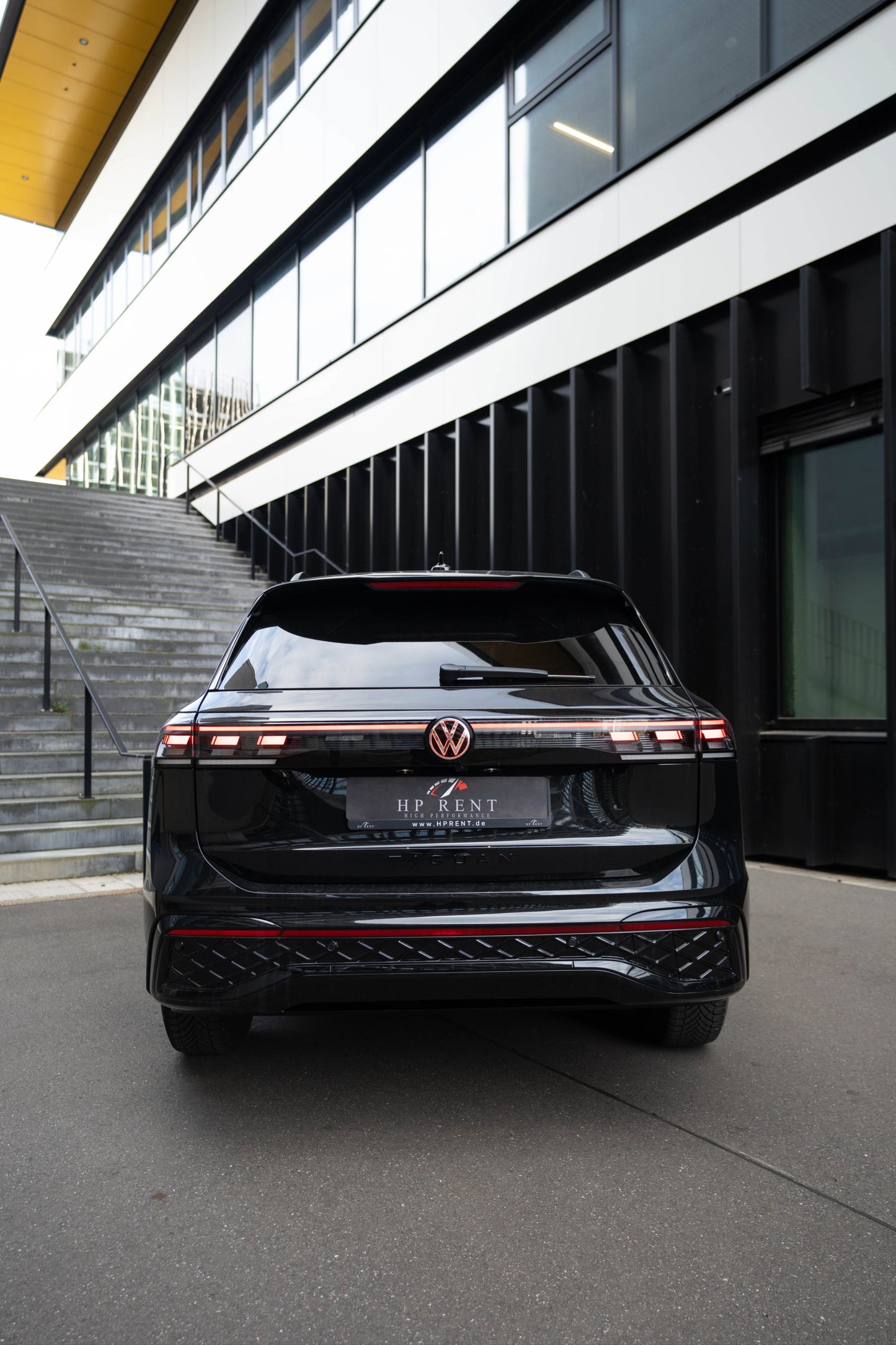 VW TIGUAN R-LINE