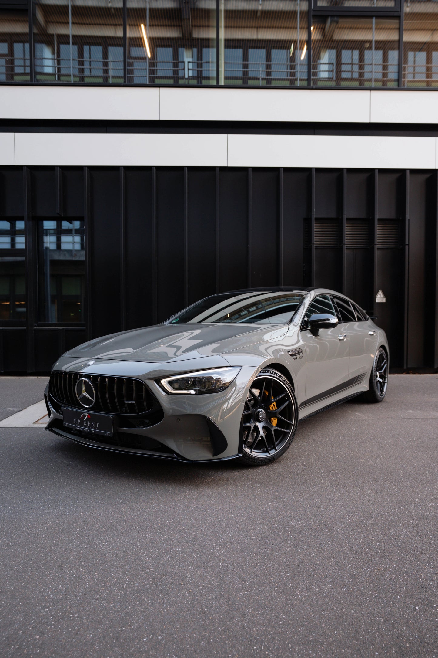MERCEDES-BENZ GT63S AMG