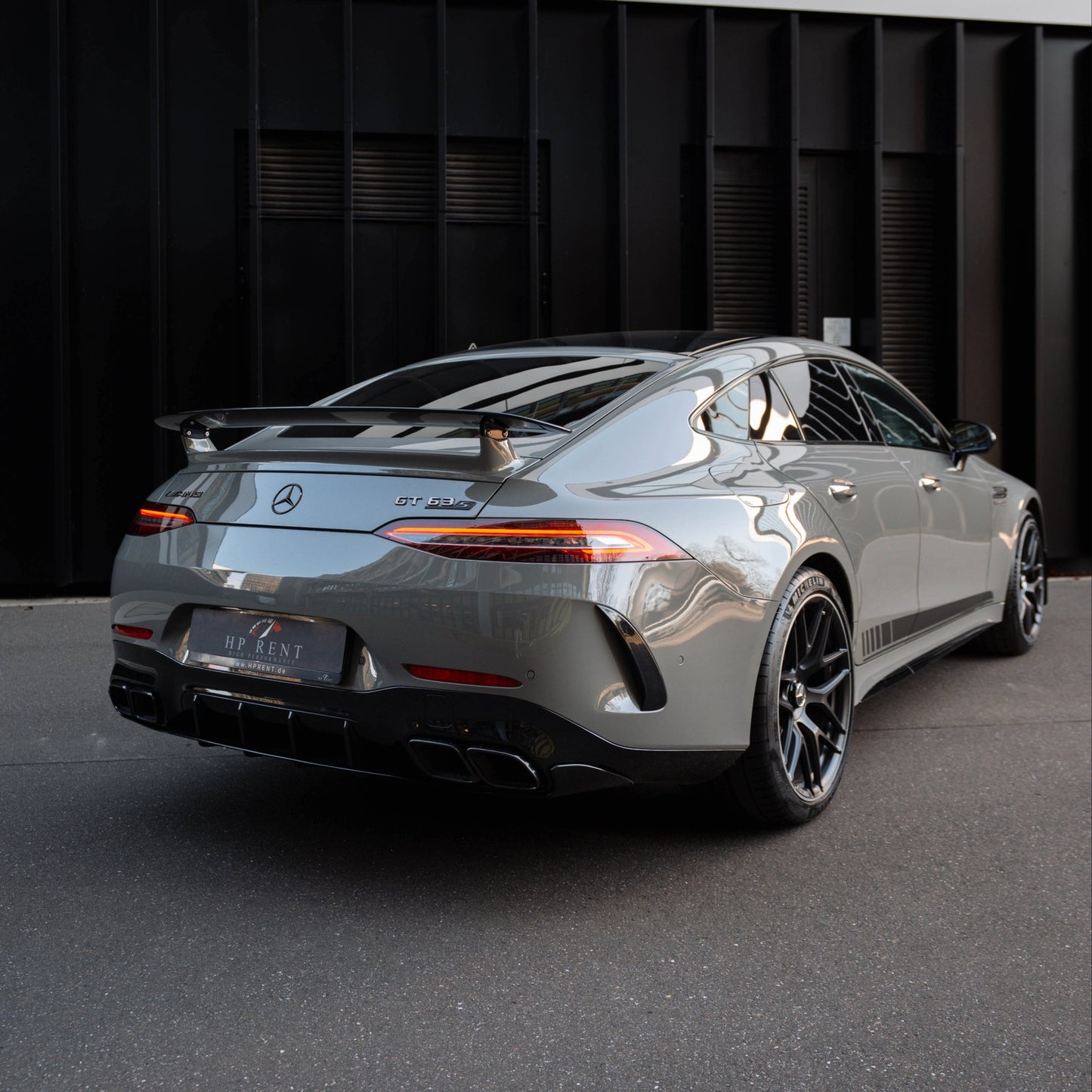 MERCEDES-BENZ GT63S AMG
