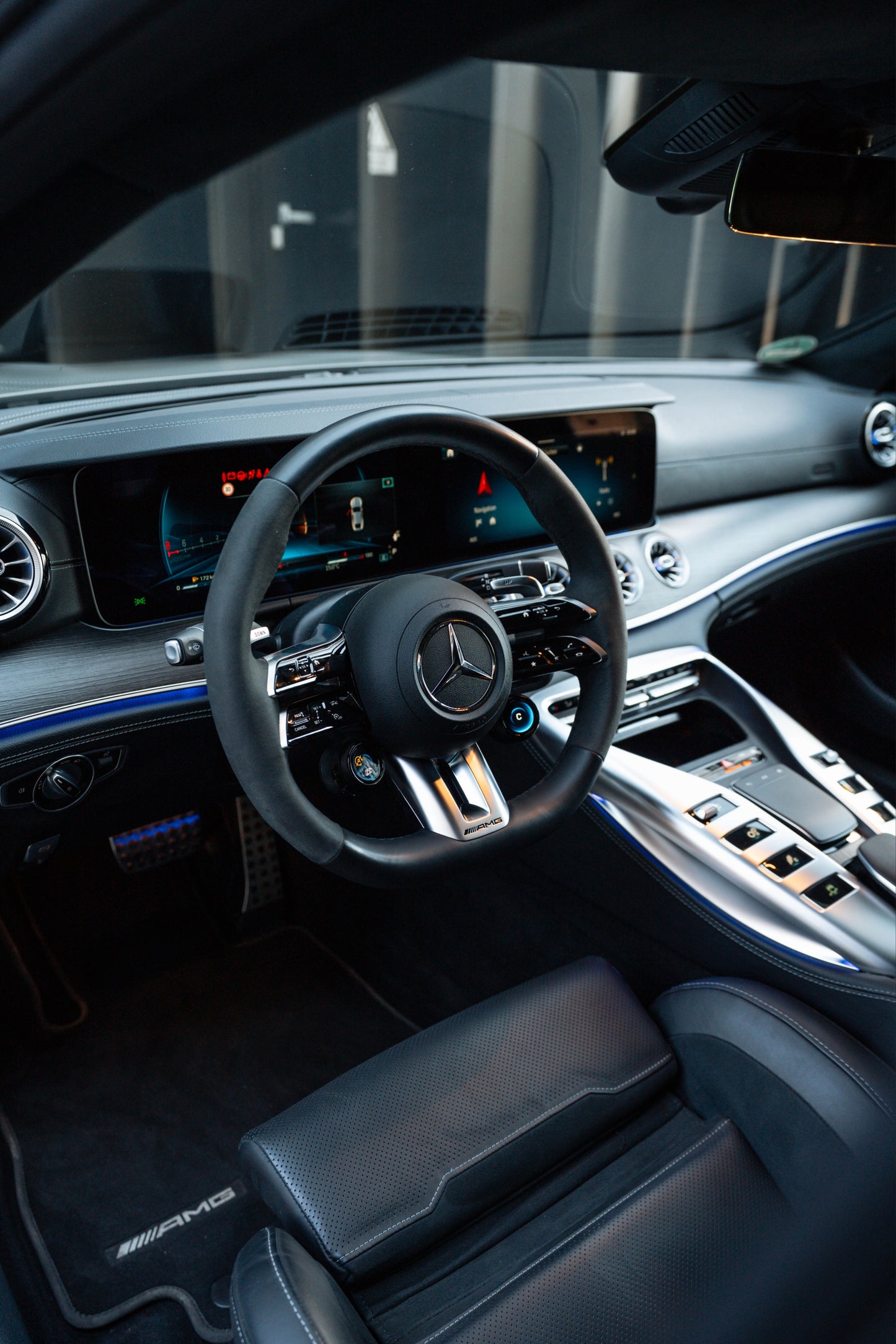 MERCEDES-BENZ GT63S AMG