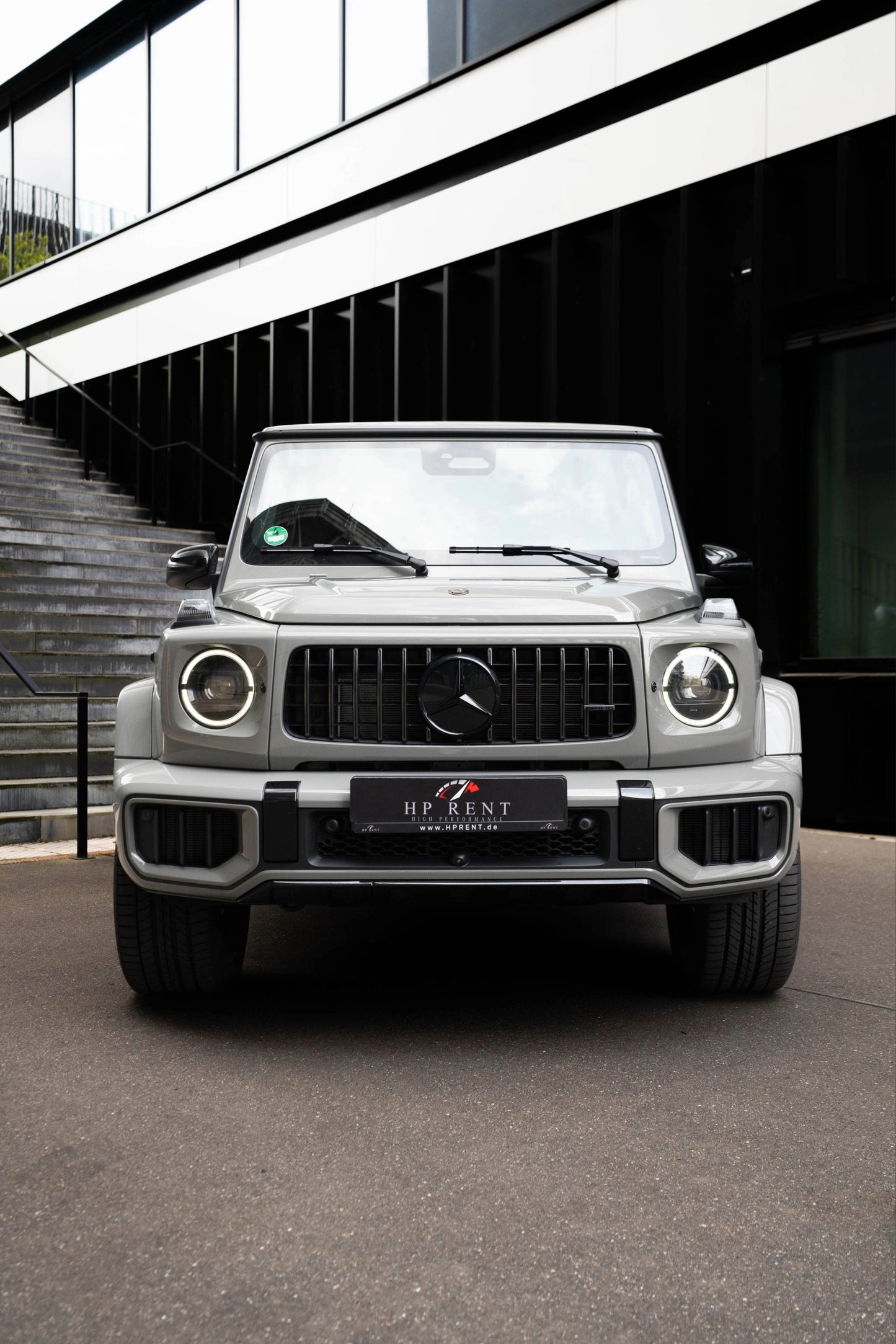 MERCEDES-BENZ G63 AMG