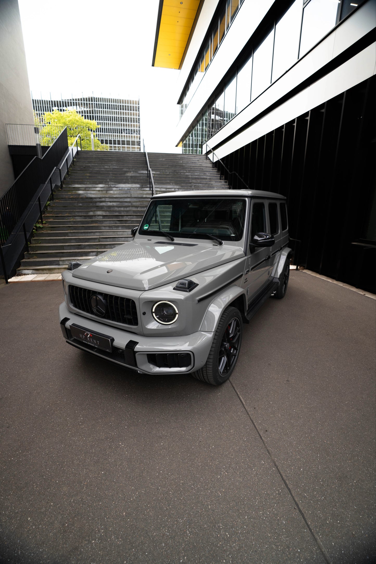 MERCEDES-BENZ G63 AMG