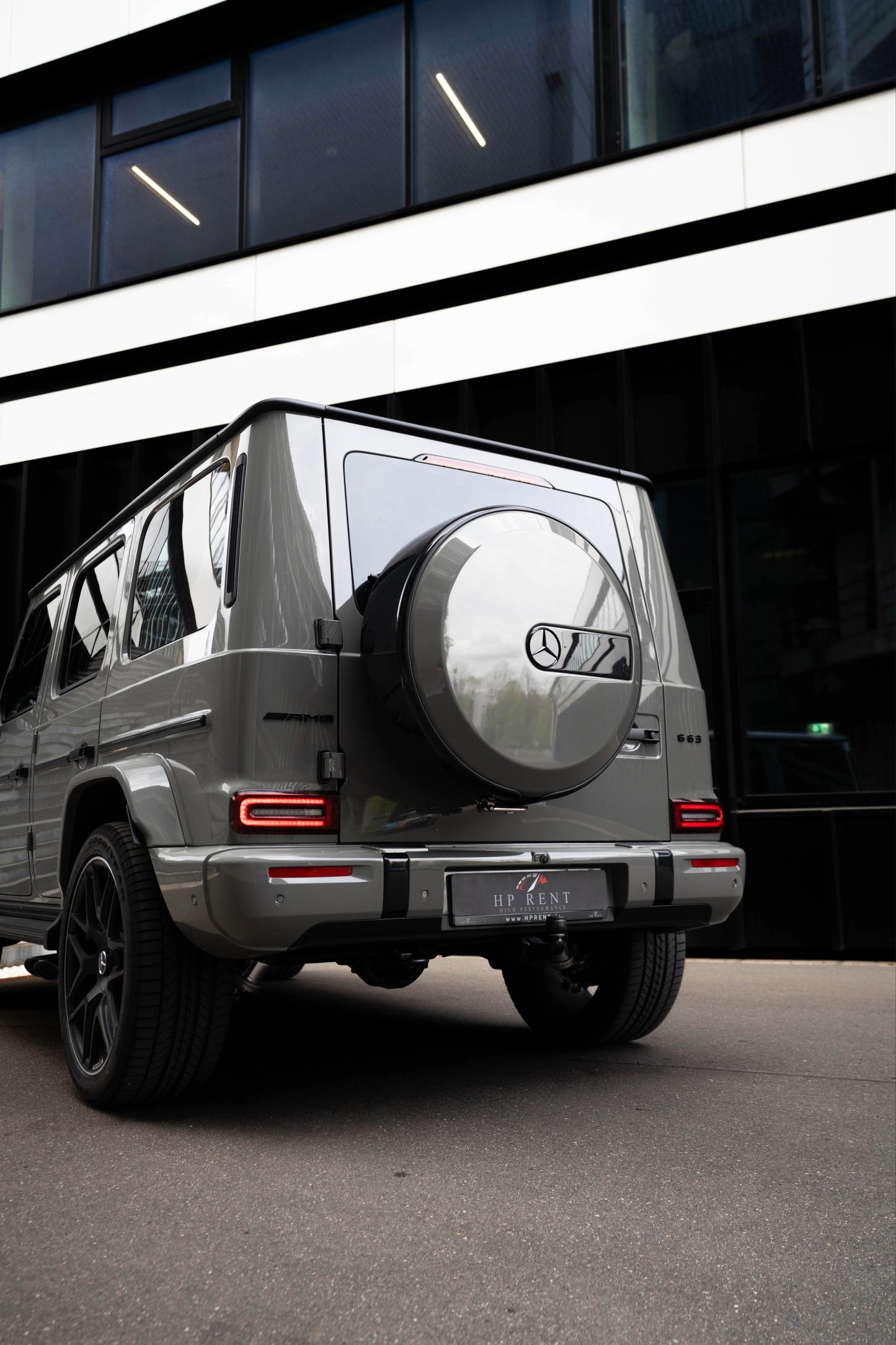MERCEDES-BENZ G63 AMG