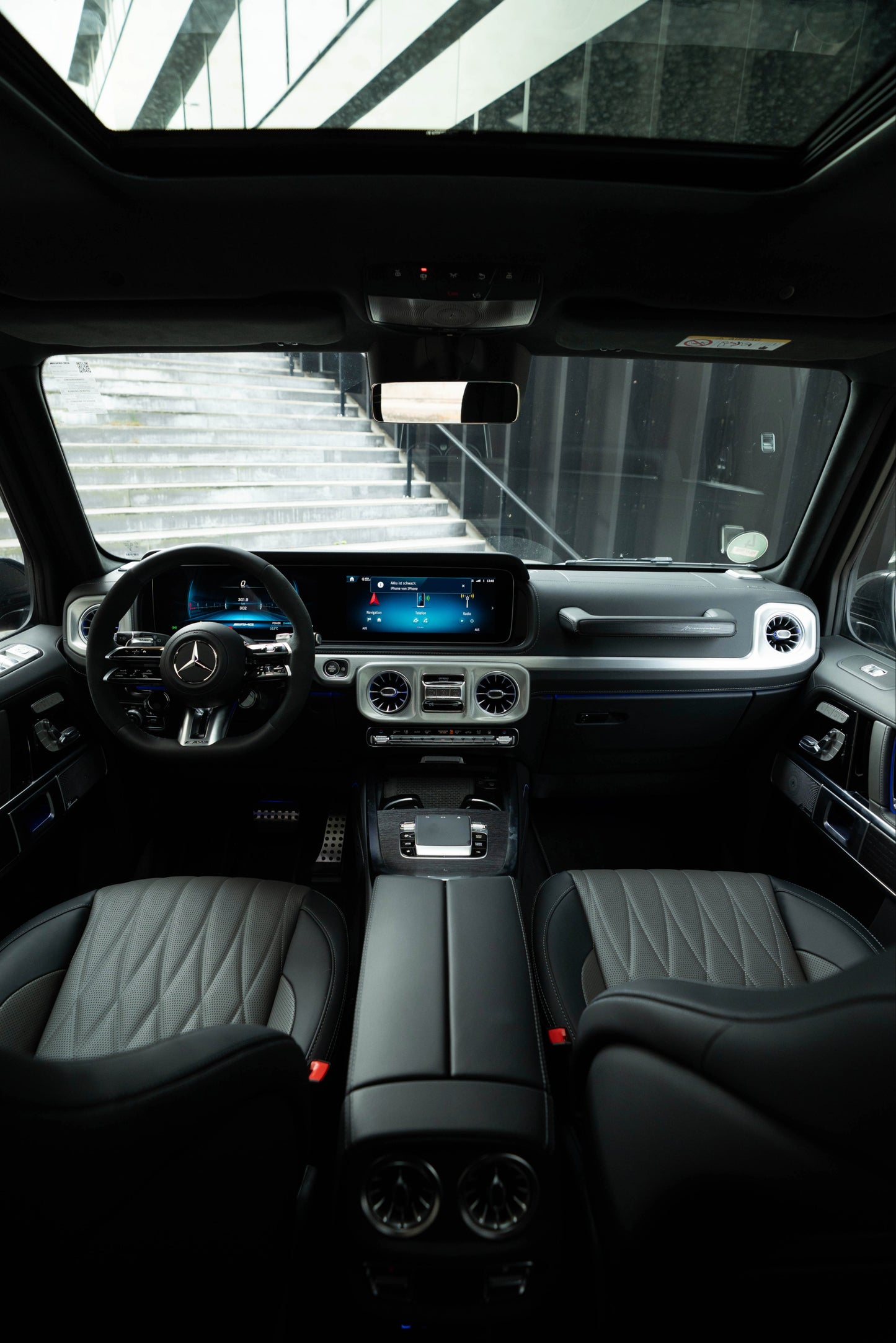MERCEDES-BENZ G63 AMG