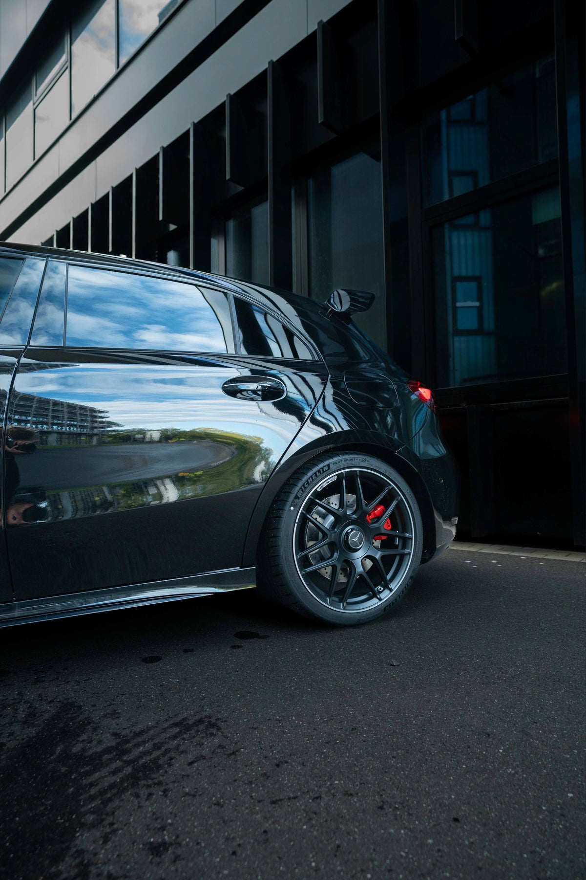 MERCEDES-BENZ A45S AMG