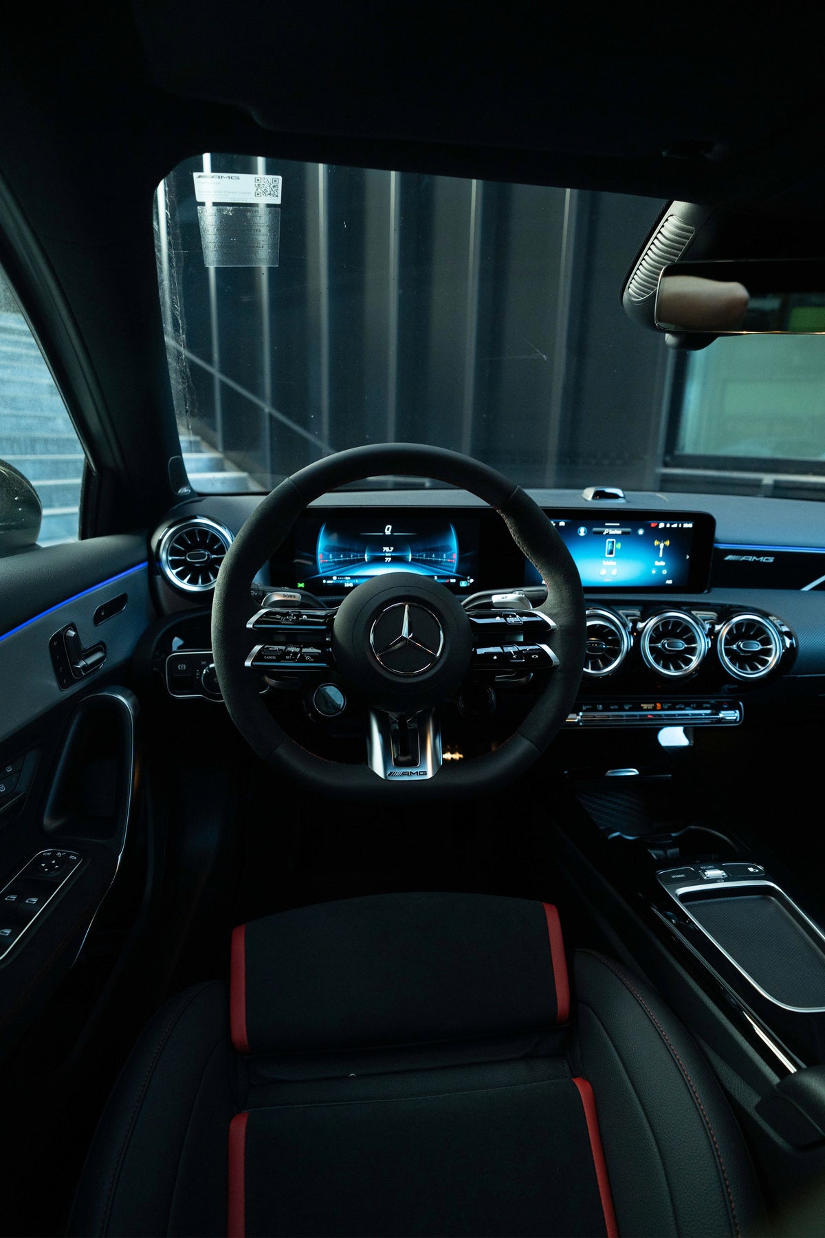 MERCEDES-BENZ A45S AMG