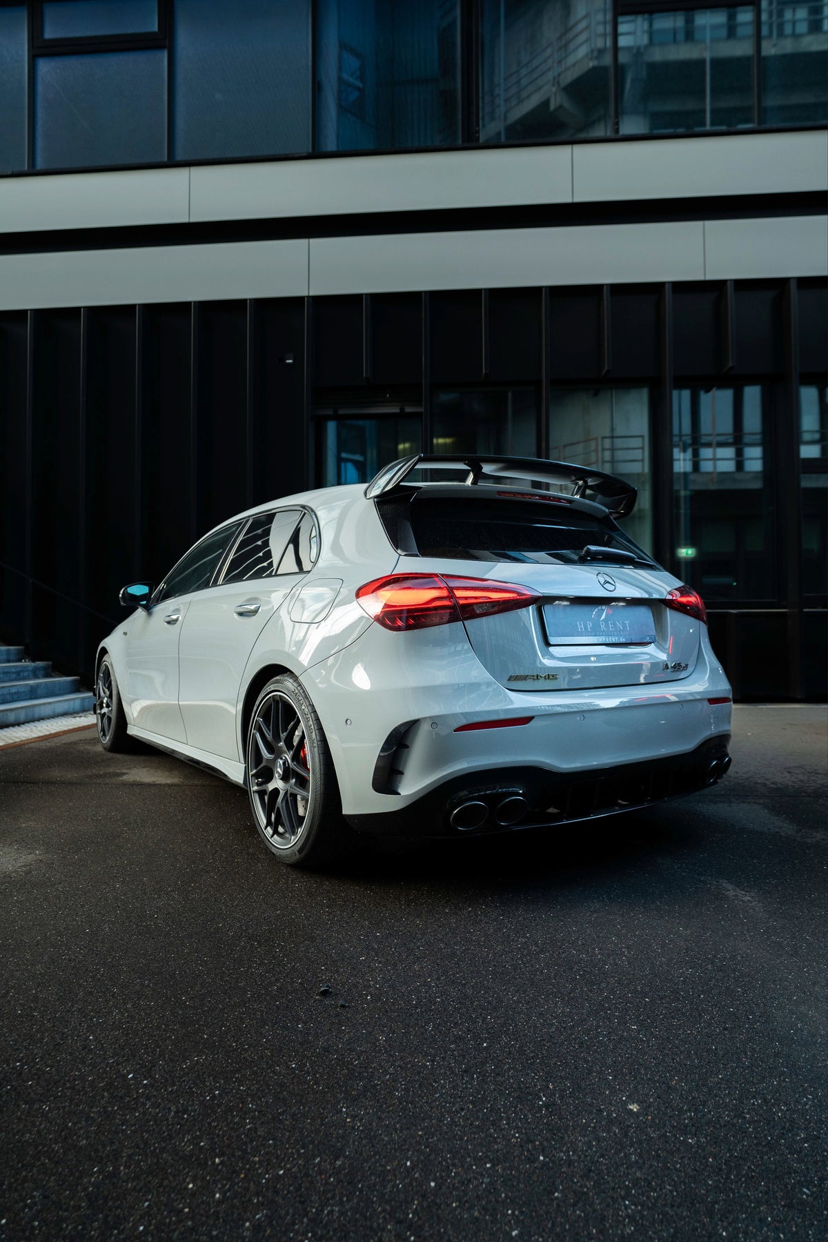 MERCEDES-BENZ A45S AMG
