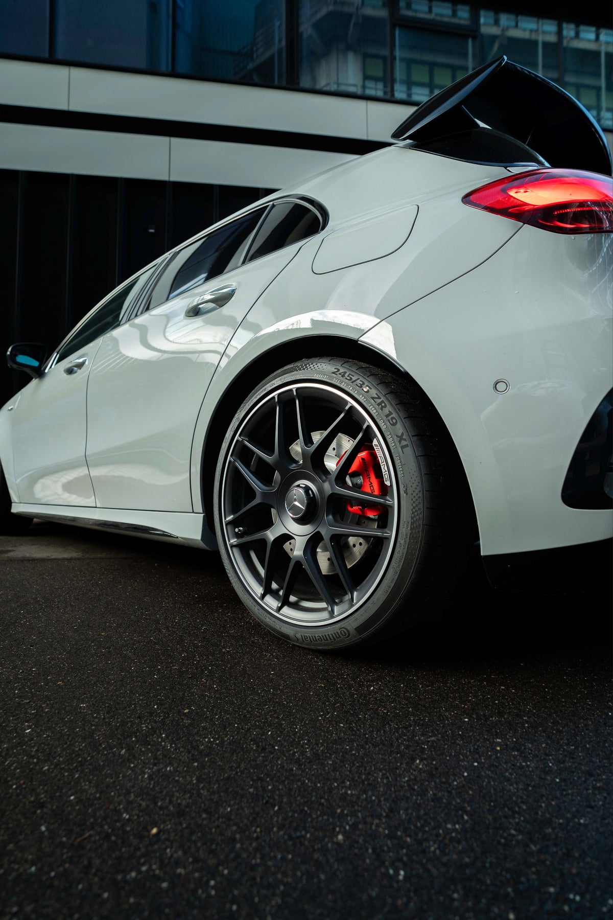 MERCEDES-BENZ A45S AMG