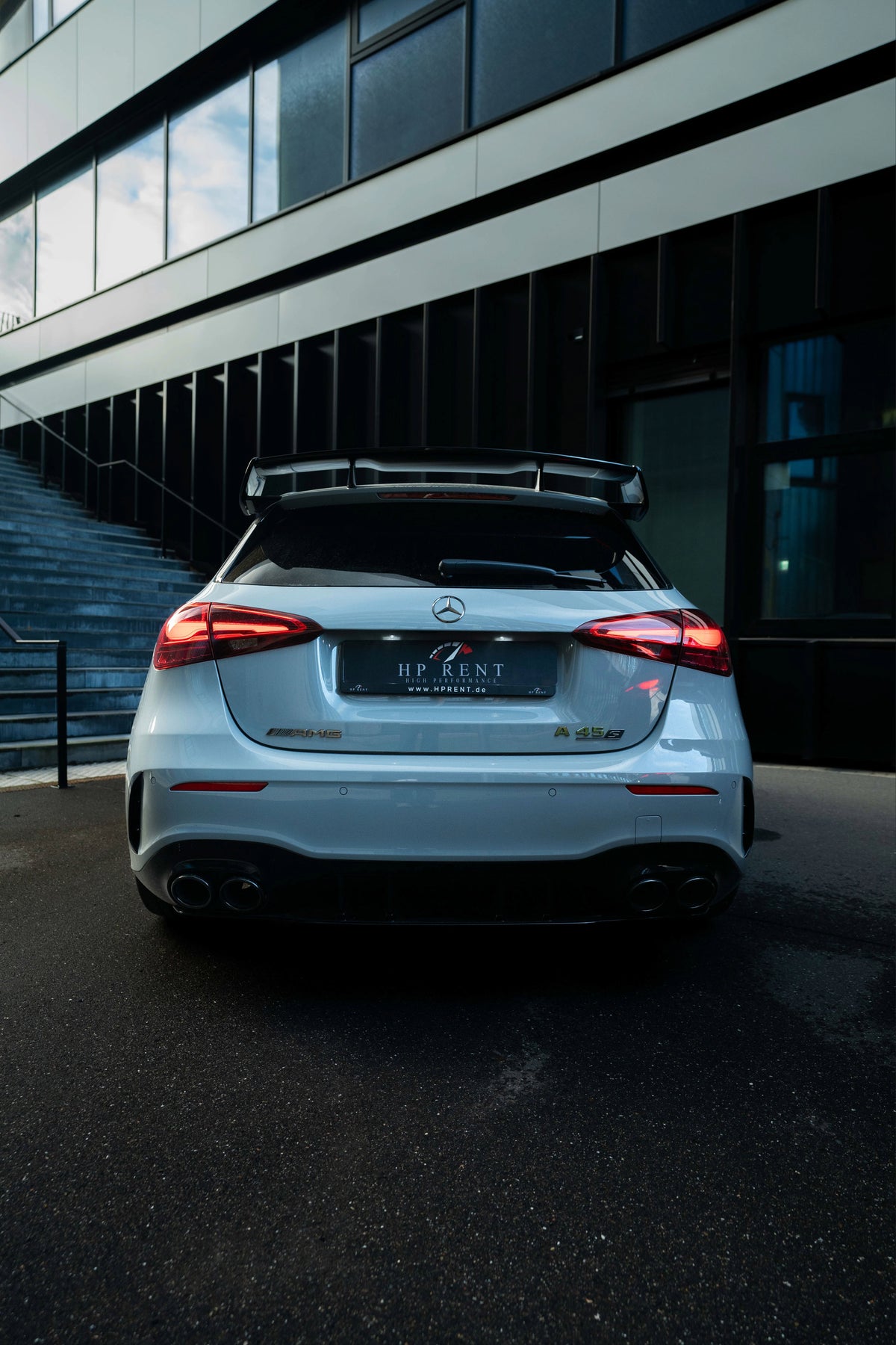 MERCEDES-BENZ A45S AMG