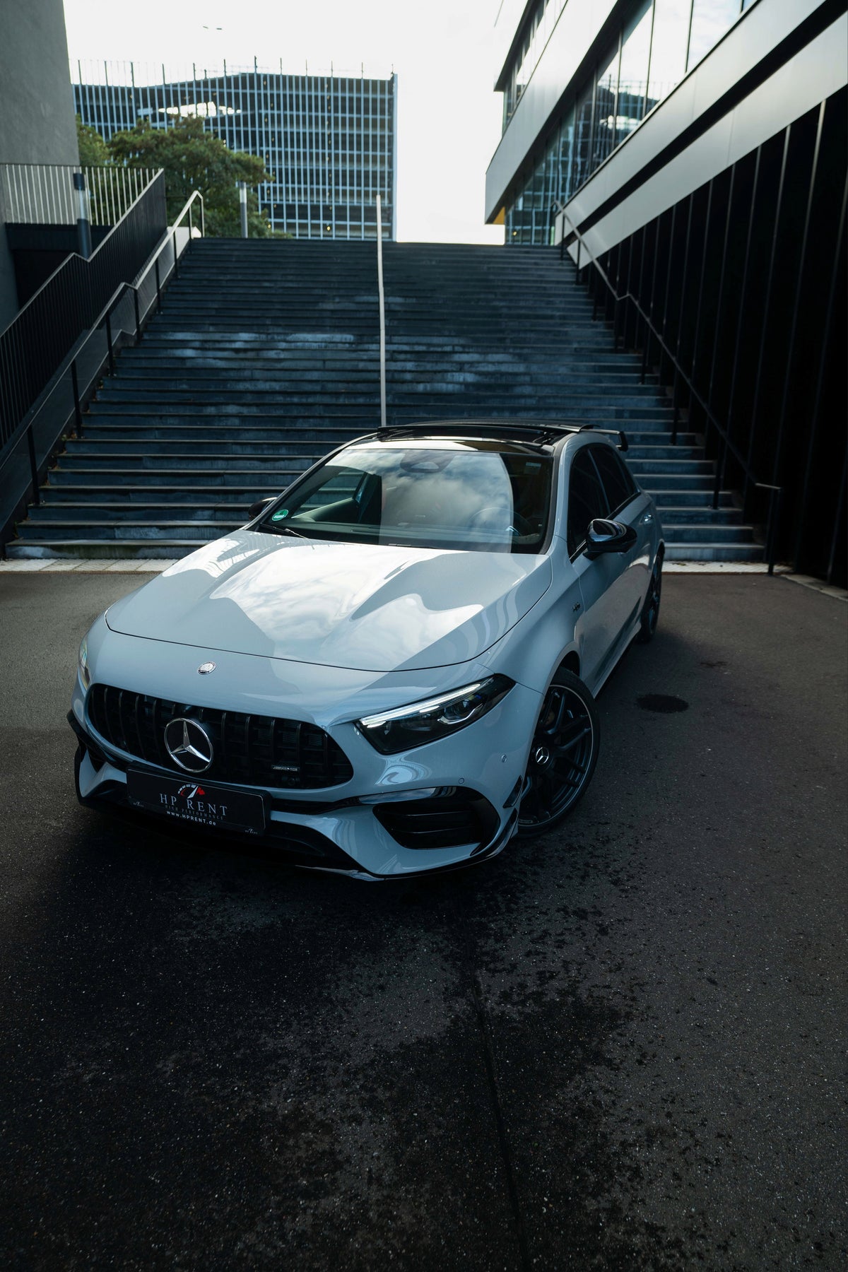 MERCEDES-BENZ A45S AMG
