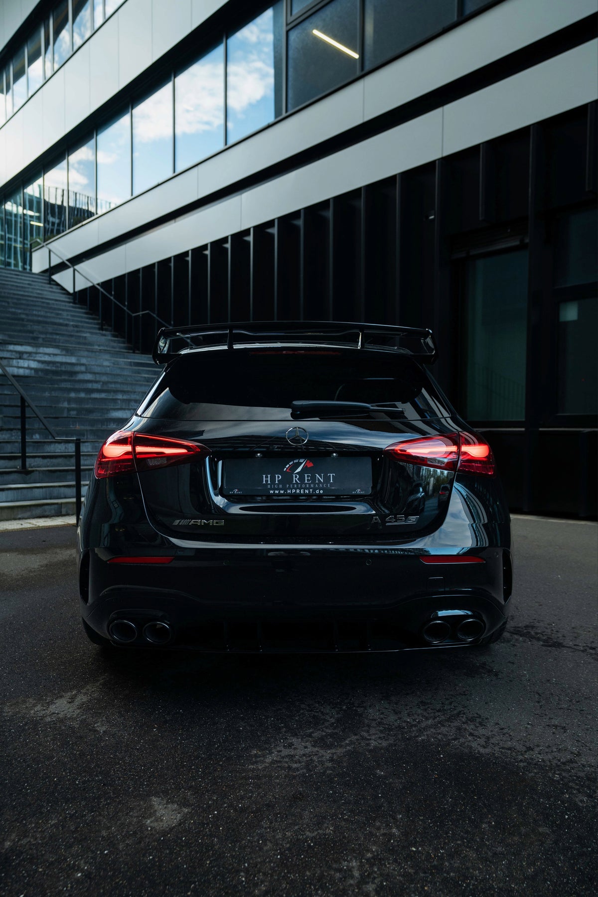 MERCEDES-BENZ A45S AMG