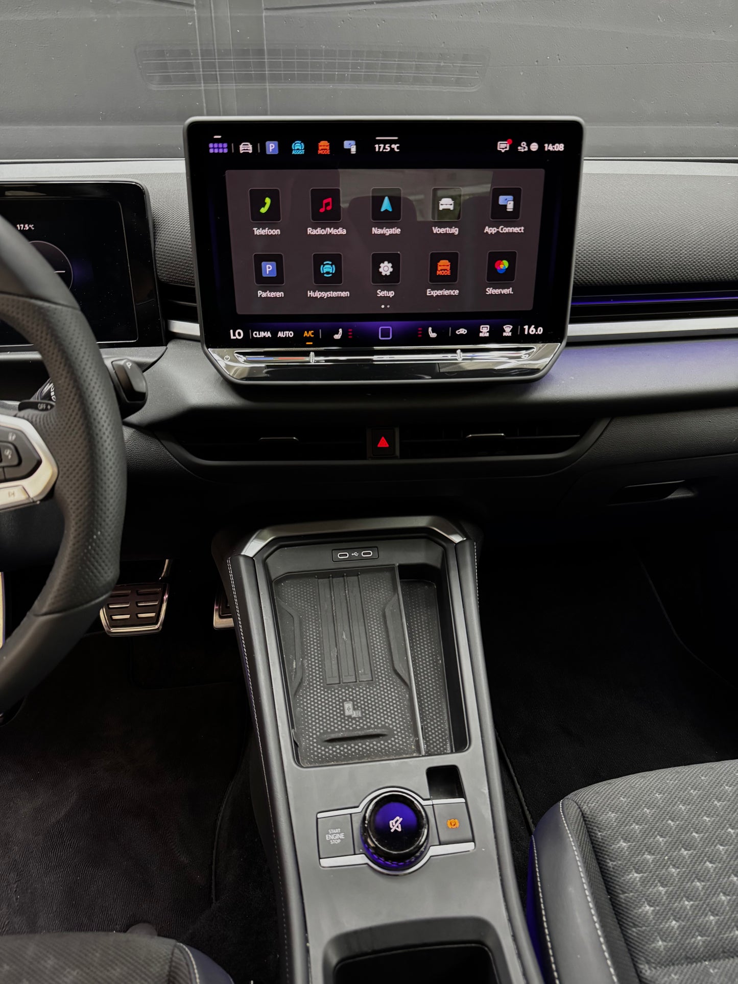 VW T-ROC R-LINE