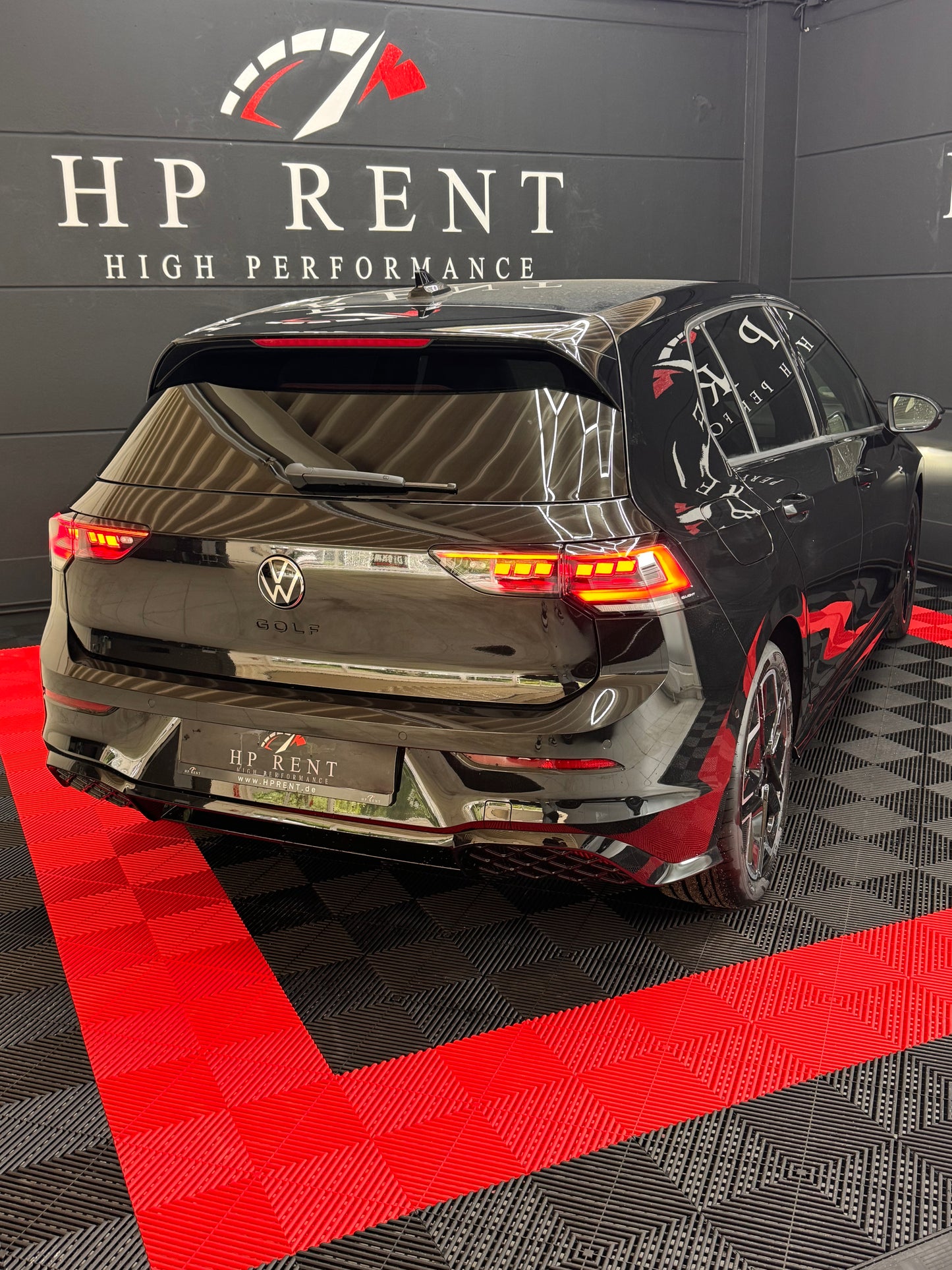 VW GOLF 8.5 R-LINE