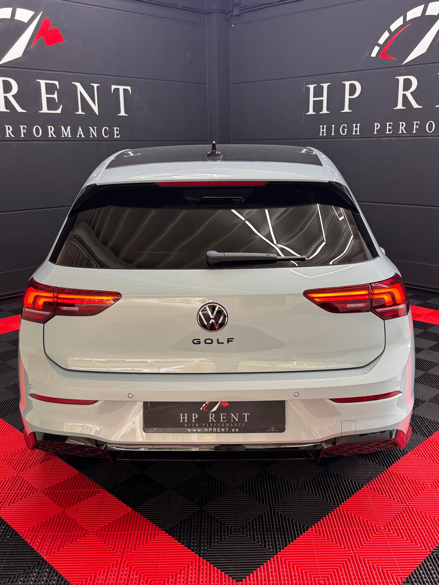 VW GOLF 8.5 R-LINE